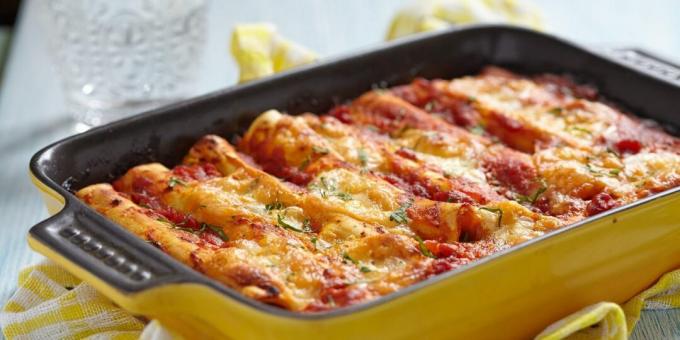 Cannelloni darált csirkével, sütőben sütve