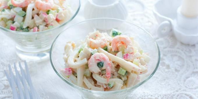 Gyors saláta tengeri koktéllal