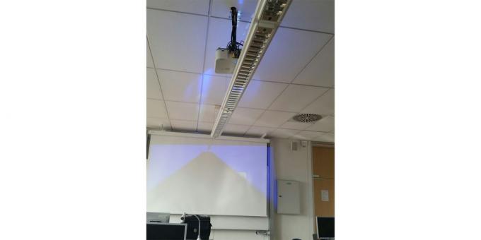 A projektor az iskolában