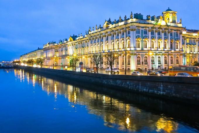 St. Petersburg - a tőke, I. Péter és birodalmát