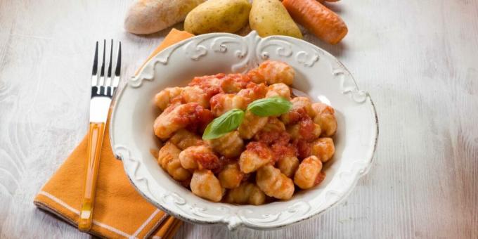 Burgonya gnocchi sárgarépával