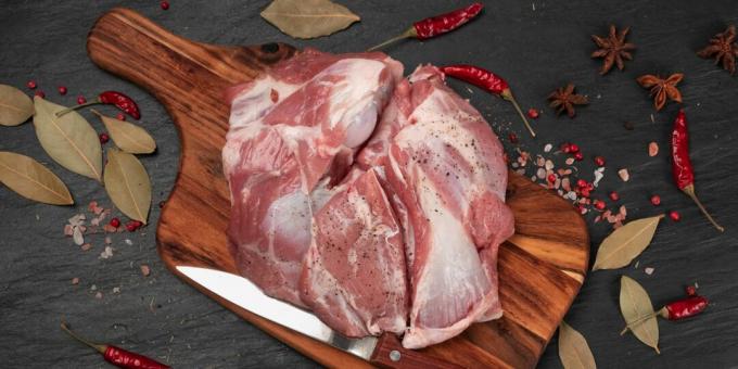 Mennyit főzni bárányt: friss hús