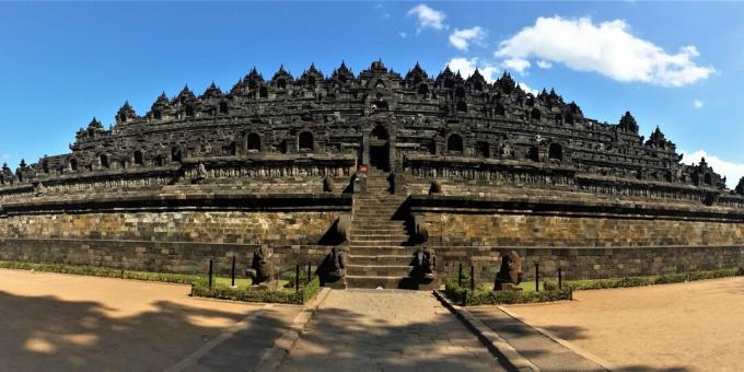 építészeti emlékek: Borobudur