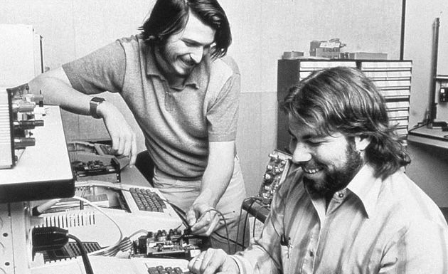 A könyv "Becoming Steve Jobs" Steve Jobs és Steve Wozniak