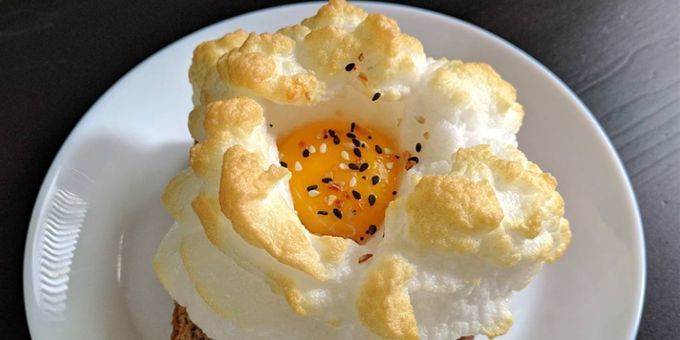 Receptek a tojás: sárgáját a „felhő”