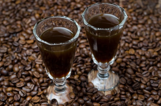 hogyan kell elkészíteni egy kávé likőr