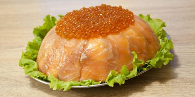Ünnepi vörös hal garnélarák saláta: Egyszerű recept
