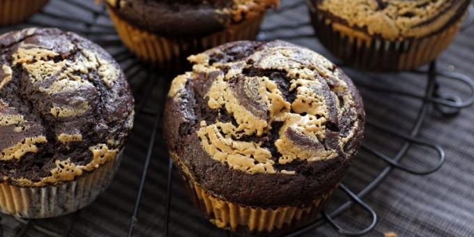 Csokoládé muffin a mogyoróvaj