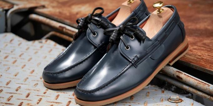 Hogyan kell ápolni a bőrcipőt: Ha a cipője vagy csizma nedves lesz, azonnal szárítsa meg