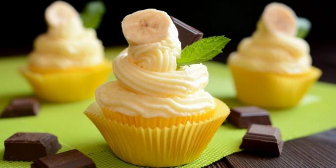 Banános cupcake vaníliakrémmel
