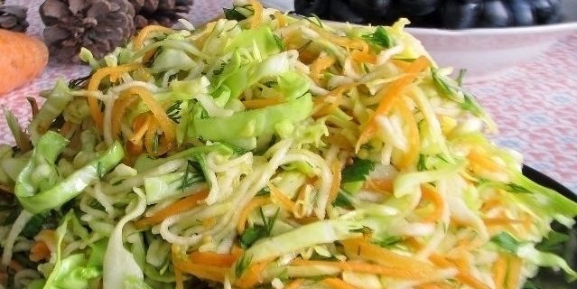 Ételek fehérrépa: saláta fehérrépa, káposzta, sárgarépa