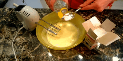 Mit lehet cserélni tojás szódabikarbóna és sütőpor nélkül