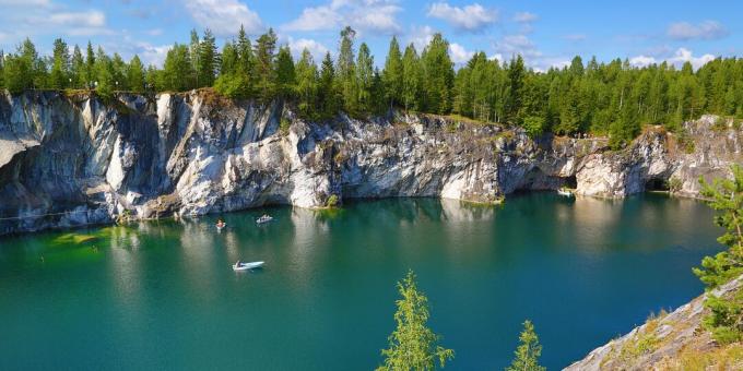 csodálatos helyek Oroszországban: "Ruskeala" hegyi park, Karélia