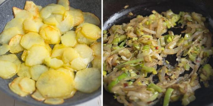 Burgonya omlett: Fry a hagymát és a burgonyát