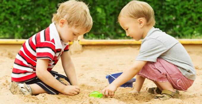 kommunikációt gyermeke: homok terápia