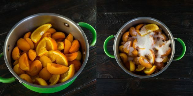 Sárgabarack- és narancslekvár elkészítése: adjunk hozzá cukrot a gyümölcshöz