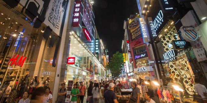 Látnivalók Dél-Korea: Myeongdong bevásárlóutca