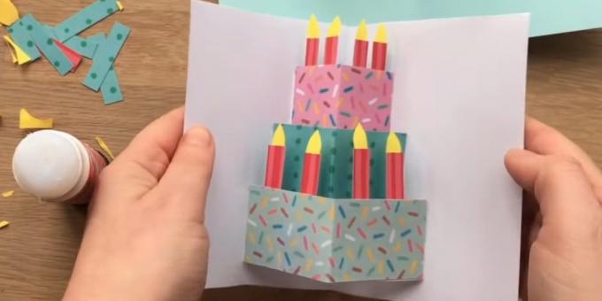 Születésnapi kártya saját kezűleg: kivágás és beillesztés gyertya a tortán