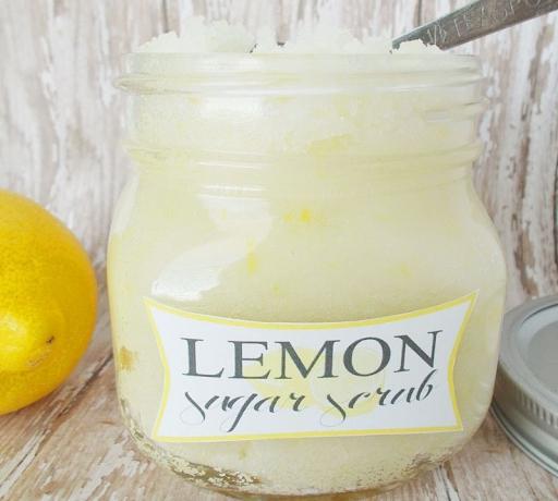Hogyan készítsünk egy újévi ajándék saját kezűleg: Sugar Scrub az illata citrom 