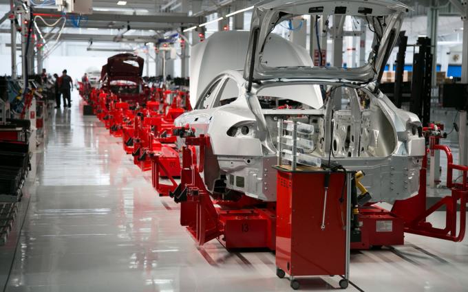 Létrehozása test elektromos autó Tesla Model S