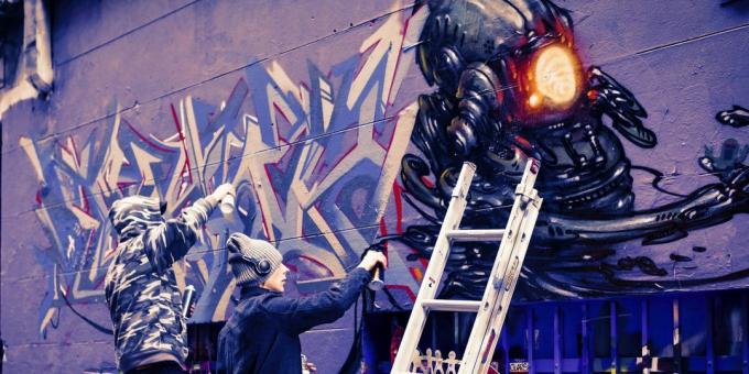 szórakoztató programok során a májusi ünnepek: lásd street art Barricadnaya