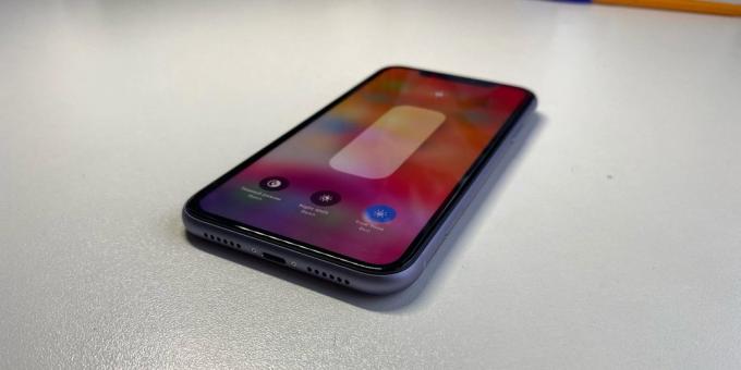 iPhone 11: Display