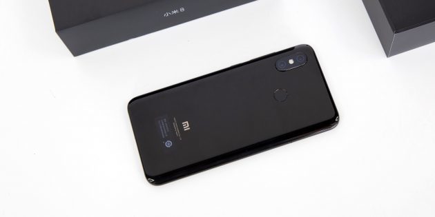 felülvizsgálat Xiaomi Mi 8