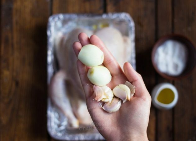 Citromos sütő csirke: Adjunk hozzá zöldséget a csirkéhez