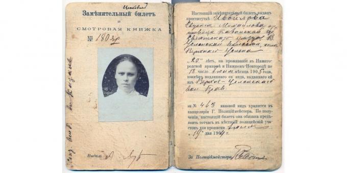 Az Orosz Birodalom története: prostituált igazolása a Nyizsnyij Novgorod vásáron való munkavégzés jogáért 1904-1905 között.