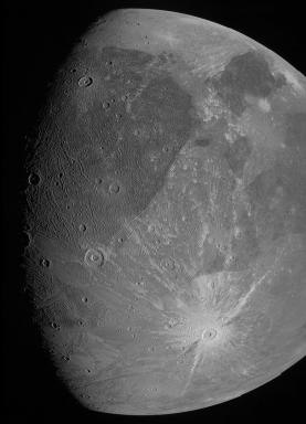A Juno szonda megkapta az első fényképet Ganymede-ről