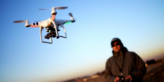 Jövő szakma: kísérleti quadrocopter