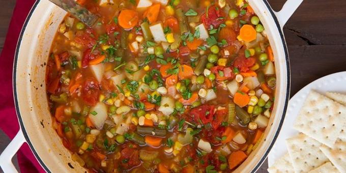 zöldséglevesekhez: leves sárgarépa, kukorica, borsó és zöldbab