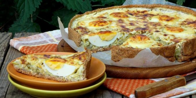 Quiche káposztával, tojással és szalonnával