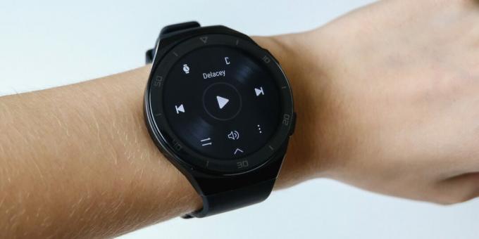 Huawei Watch GT 2e: zenei vezérlés