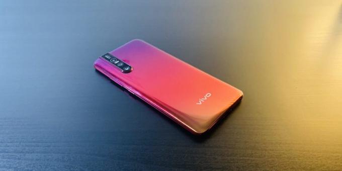 Vivo V15 Pro: hátfal