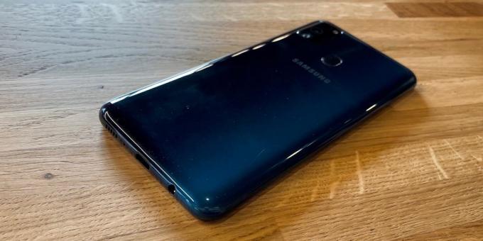 Samsung Galaxy M30s: Hátlap